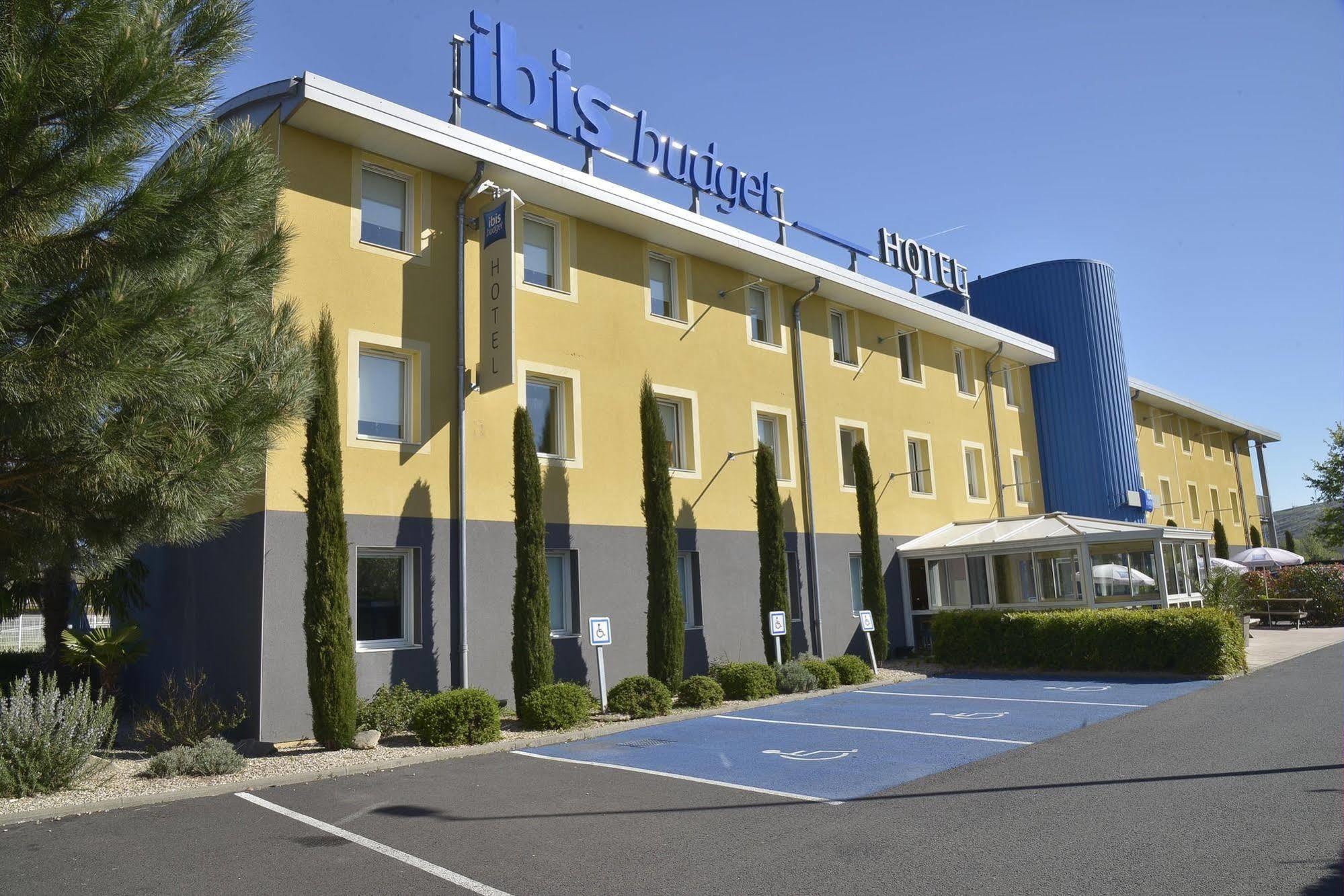Ibis Budget イソワール エクステリア 写真